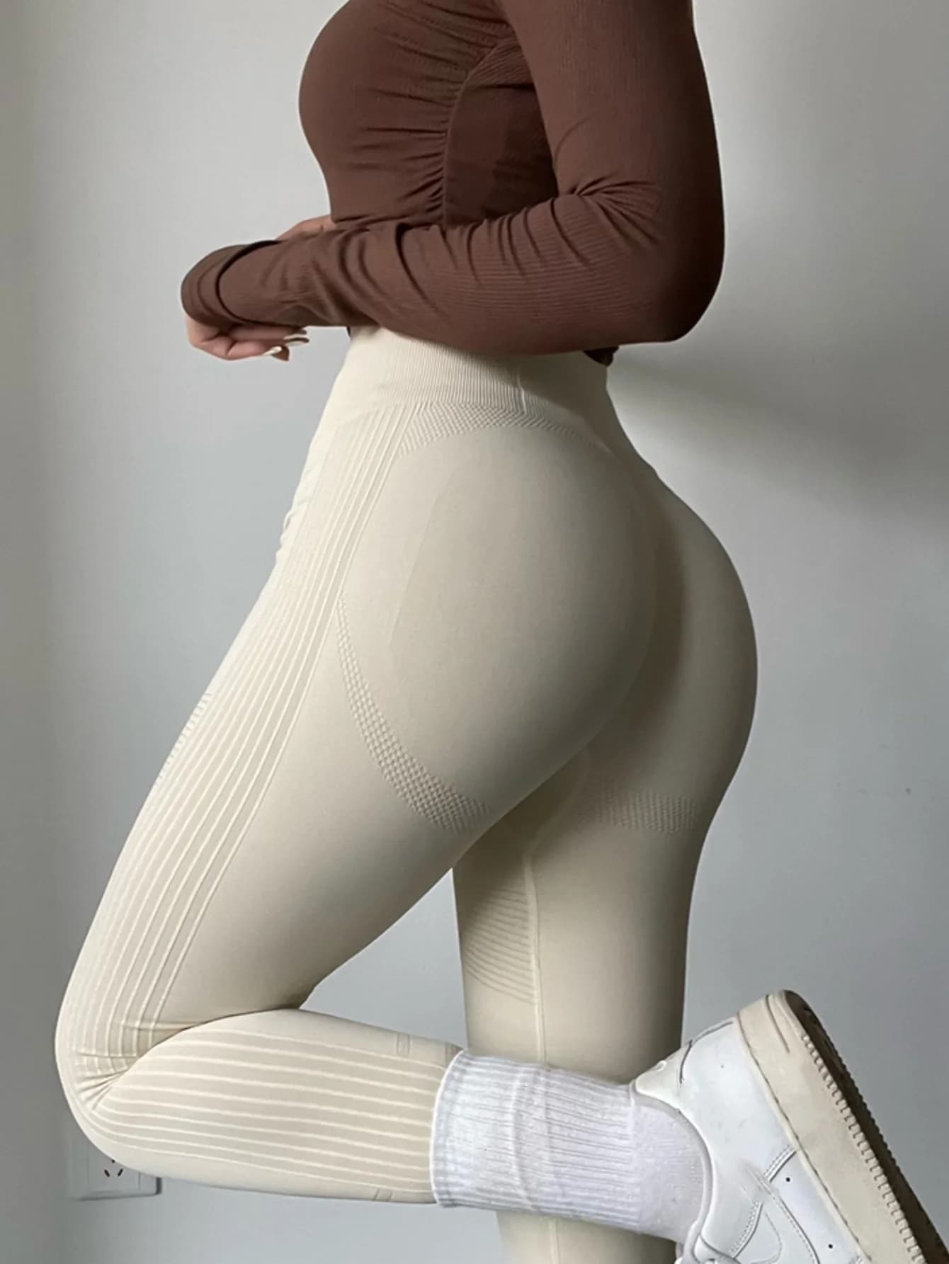 Seamless High Waist Hip Lifting Yoga Leggings