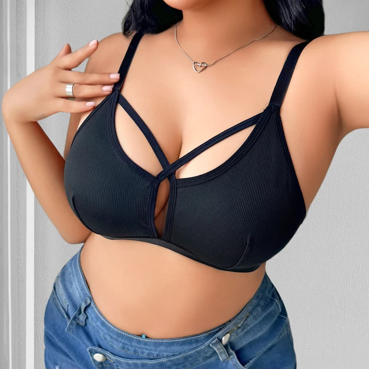 Plus Size Wireless Gathering Bra