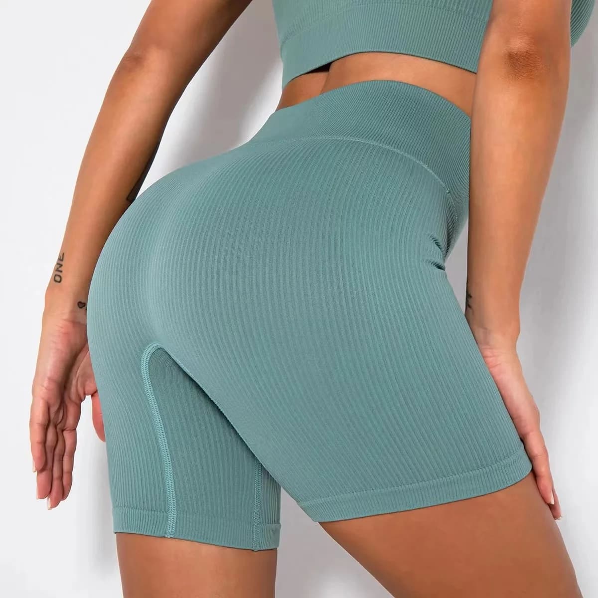 Seamless High Waist Scrunch Butt Yoga Shorts
